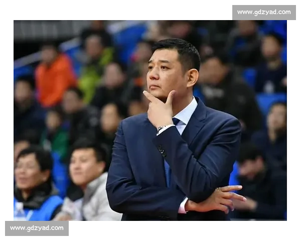 巩晓彬:高收入需配高追求,年轻球员当以精神超越物质 巩晓彬:高收入需配高追求,年轻球员当以精神超越物质